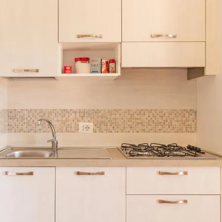 Alloro By Interhome Perledo